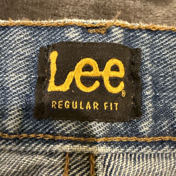 Lee Jeans, Men's Size 36x29 Light Wash Denim Regular Fit Straight Leg - Picture 7 of 15